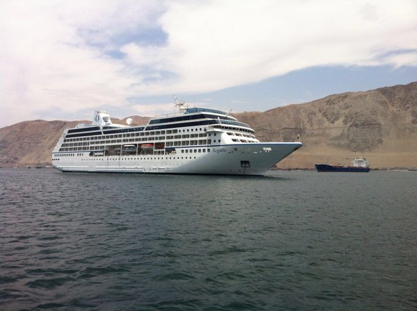 Puerto de Iquique abre temporada de cruceros 2018- 2019 con la recalada del “Seabourn Quest”