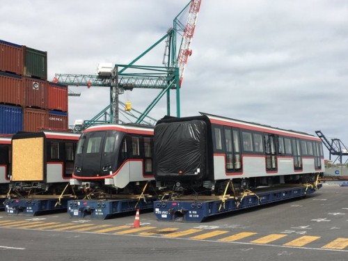 Puerto Central indica que descarga de vagones del metro consolida a la empresa como operador multipropósito