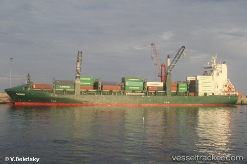 Puerto de Arica podría recibir servicio de la naviera Evergreen