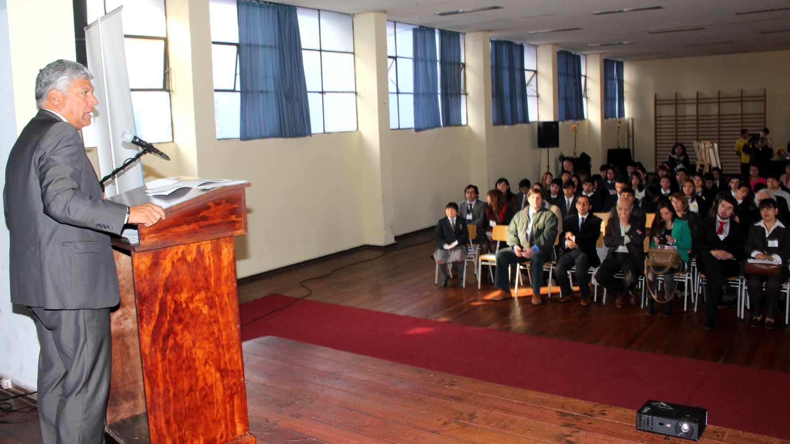 Liceo Matilde Brandau presenta su especialidad de Operación Portuaria apoyado por TCVAL y CFT UCEVALPO