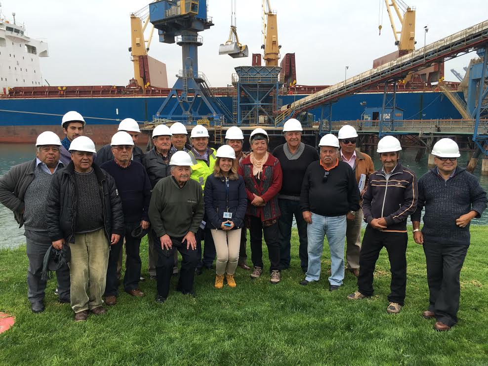 Ex portuarios visitaron Puerto Panul para recordar los 104 años del terminal sanantonino