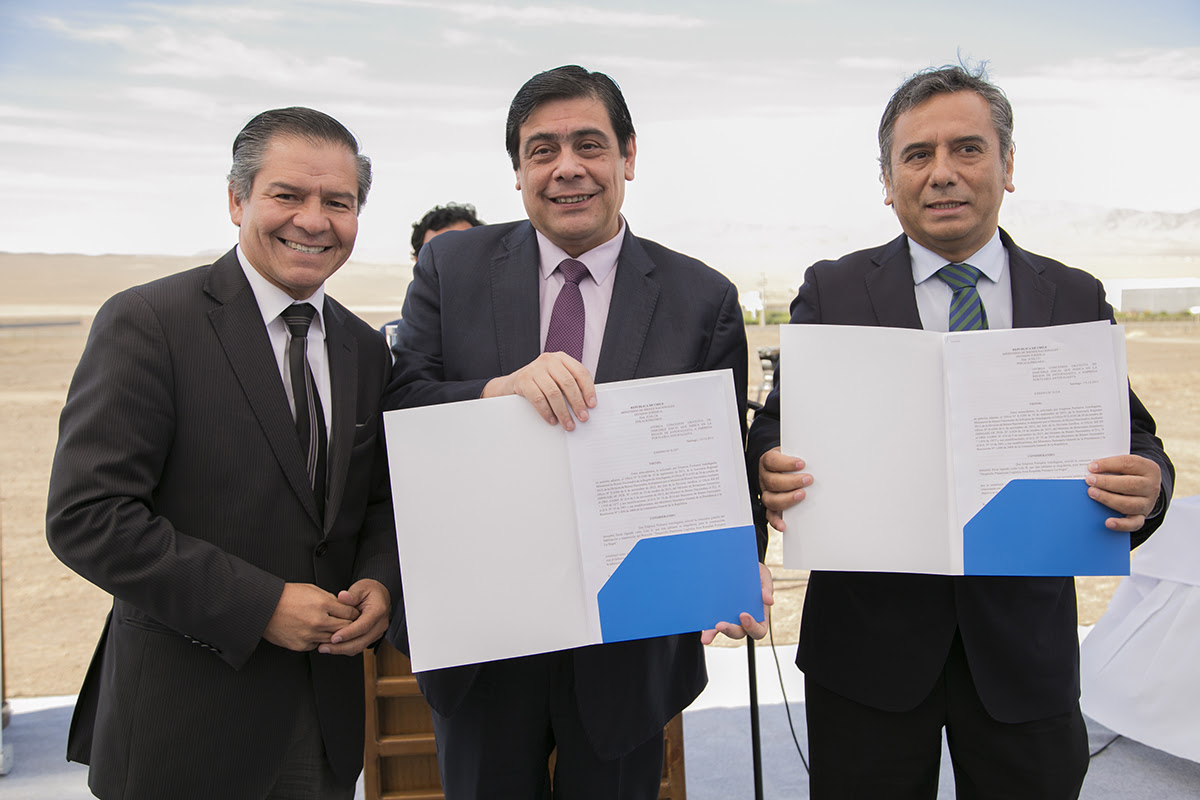 Bienes Nacionales traspasa terrenos de La Negra para Zona de Desarrollo Portuario de Antofagasta