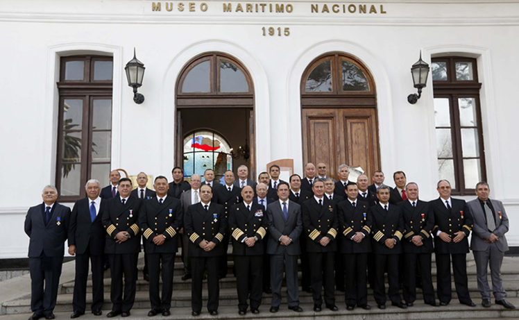 Ministro de Defensa encabeza ceremonia de aniversario 198 de la Marina Mercante