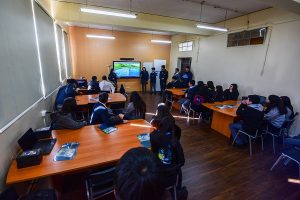 Liceo Poeta Vicente Huidobro inaugura sala taller de Operaciones Portuarias