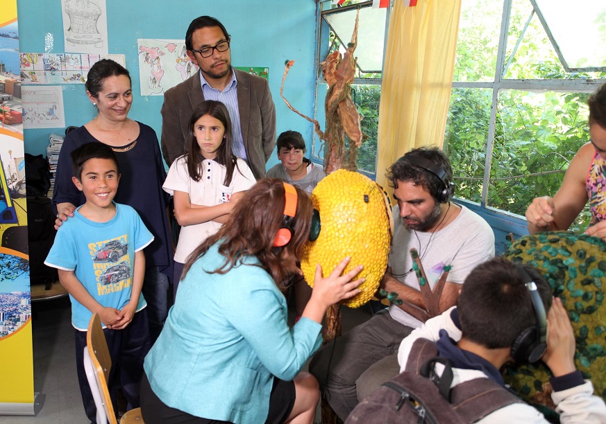 Con apoyo de Puerto Valparaíso y TCVAL lanzan talleres de teatro Lambe Lambe