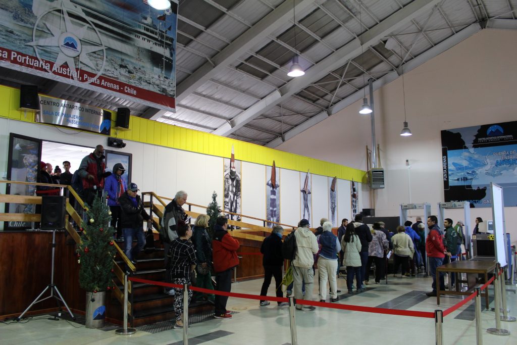 Llegan a Punta Arenas 20 mil cruceristas