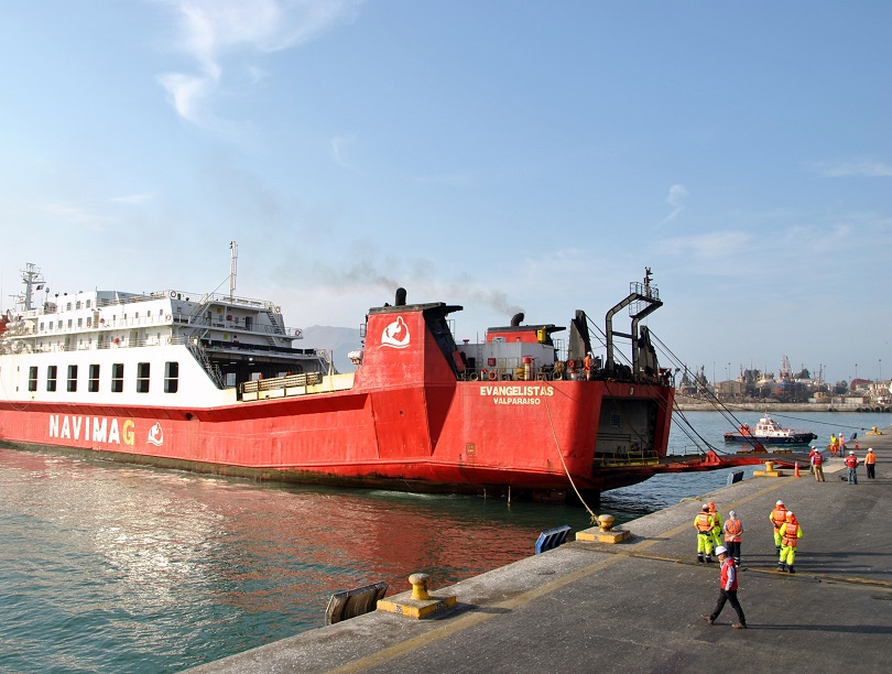 En histórica operación ITI embarcó 108 camiones en ferry