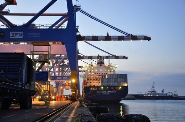 Valparaíso sube dos puestos y San Antonio se mantiene TOP 10 en ránking de puertos de Cepal