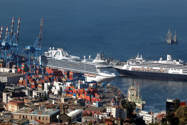 Reactivan proyecto que permitirá a los cruceros transportar pasajeros entre los puertos de Chile