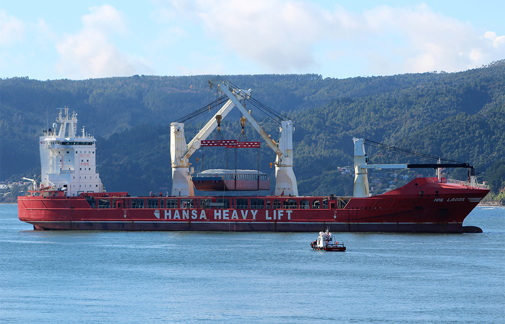Portuaria Corral recibe nuevas gabarras para modernizar su operación