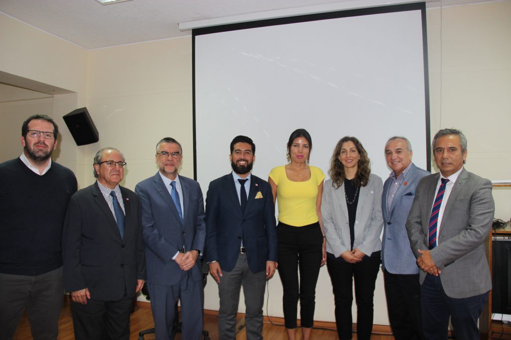 Consejo Ciudad Puerto de Antofagasta firma acta de constitución