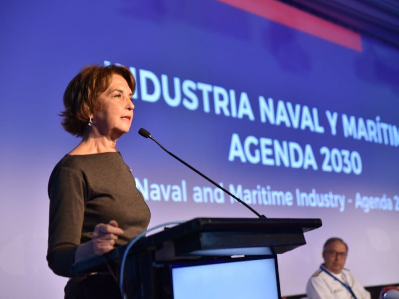 Ministra de Transporte y Telecomunicaciones presidió Congreso Internacional en EXPONAVAL 2018